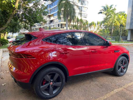 JAGUAR E-PACE 2.0 16V P250 GASOLINA TURBO AWD AUTOMÁTICO
